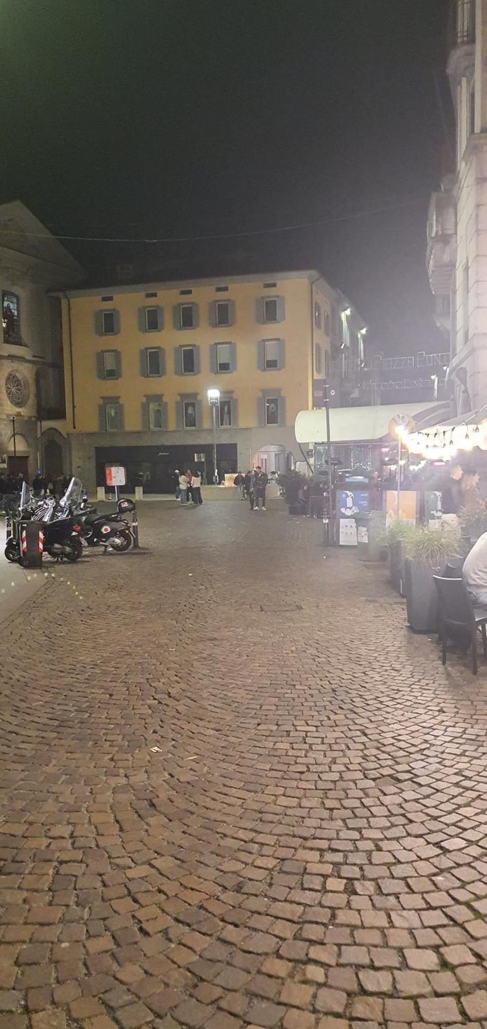 Bnbg - Sant'Alessandro Bergamo Bagian luar foto